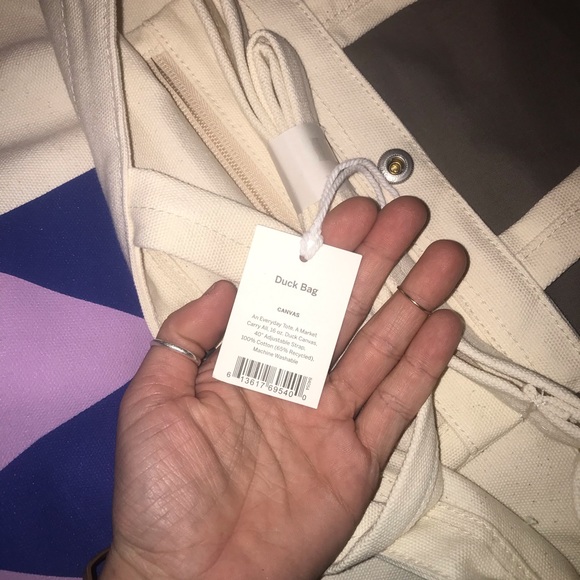 BAGGU x West Elm with Diego Oliverio duck bag - Picture 5 of 8